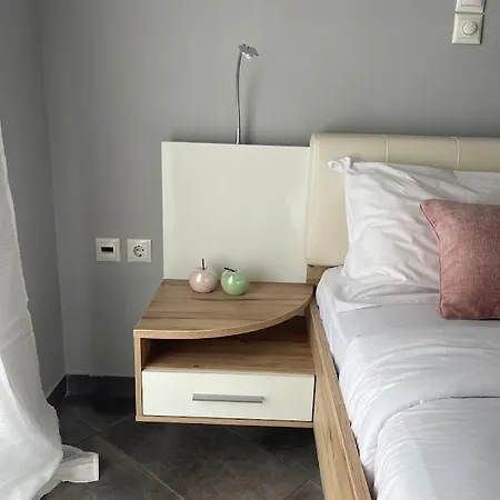7th Heaven Elevated Portview Retreat & Vibes Apartment *