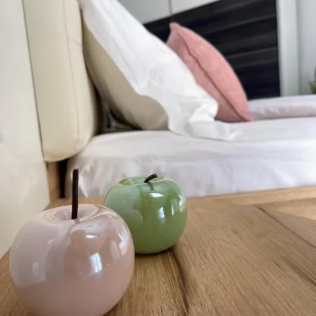 7th Heaven Elevated Portview Retreat & Vibes Apartment